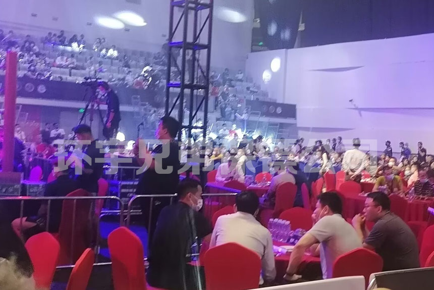 在商務(wù)會議中臨時保鏢都能提供哪些安保服務(wù)